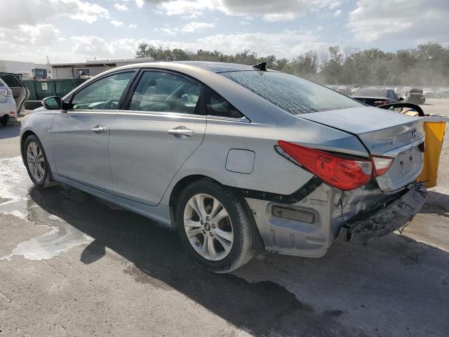 Photo 2 from auction – 2012 HYUNDAI SONATA SE with VIN 5NPEC4AC5CH387147