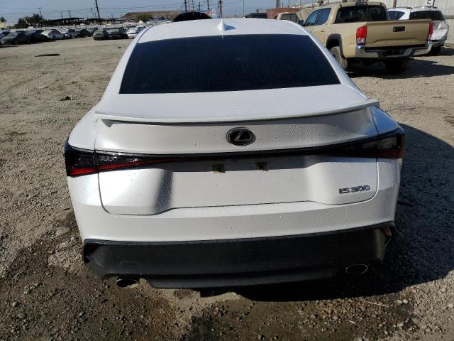 Снимка 6 от търг – 2021 LEXUS IS300 с VIN JTHAA1D26M5116331