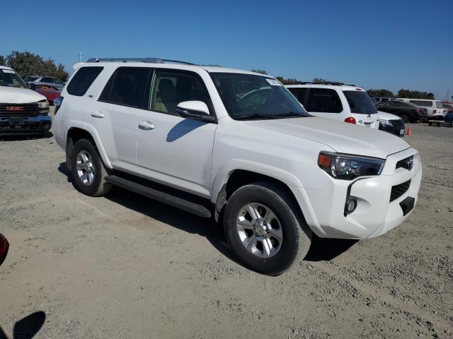 Photo 4 from auction – 2017 TOYOTA 4RUNNER SR with VIN JTEBU5JR9H5471646