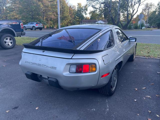 Photo 4 from auction – 1983 PORSCHE 928 S with VIN WP0JB0926DS861213