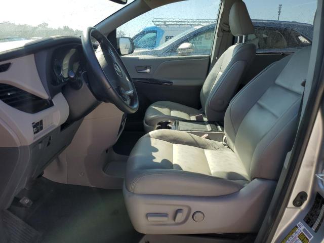 Photo 7 from auction – 2020 TOYOTA SIENNA XLE with VIN 5TDYZ3DC6LS024786
