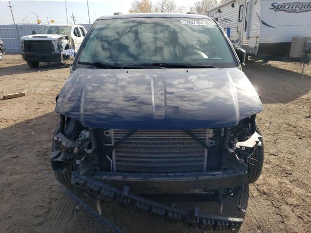 Photo 5 from auction – 2013 CHRYSLER TOWN & COU with VIN 2C4RC1CG8DR777356