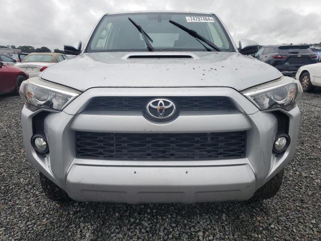 Photo 5 from auction – 2015 TOYOTA 4RUNNER SR with VIN JTEBU5JR1F5253388