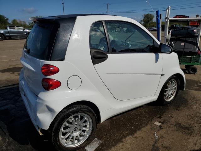 Photo 3 from auction – 2011 SMART FORTWO PUR with VIN WMEEJ3BA9BK474094