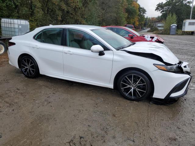 Photo 4 from auction – 2022 TOYOTA CAMRY SE with VIN 4T1G11AK2NU642183