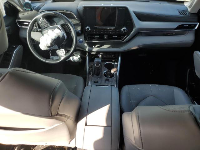 Фото 8 с аукциона – 2021 TOYOTA HIGHLANDER с VIN 5TDEBRCH9MS029814