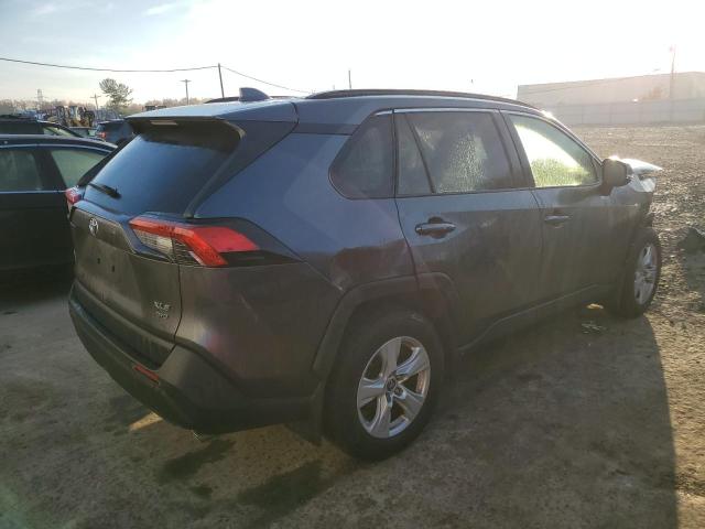 Photo 3 from auction – 2019 TOYOTA RAV4 XLE with VIN JTMP1RFV3KD035114
