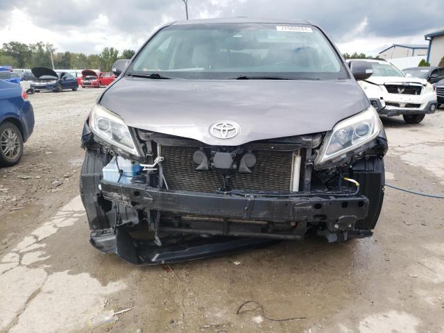Photo 5 from auction – 2016 TOYOTA SIENNA XLE with VIN 5TDYK3DC5GS731646
