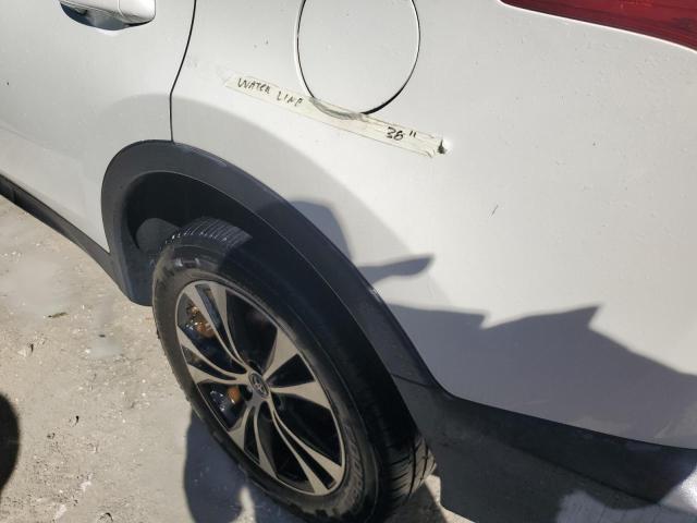 Photo 13 from auction – 2015 TOYOTA RAV4 LIMIT with VIN 2T3YFREV6FW148765