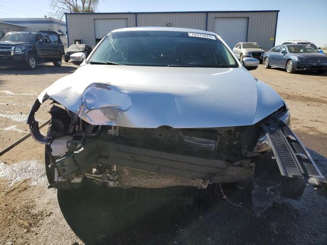 Photo 5 from auction – 2015 VOLKSWAGEN PASSAT SEL with VIN 1VWCV7A34FC038321