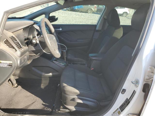 Photo 7 from auction – 2017 KIA FORTE LX with VIN 3KPFK4A75HE129183