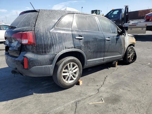 Photo 3 from auction – 2015 KIA SORENTO LX with VIN 5XYKT3A67FG601672