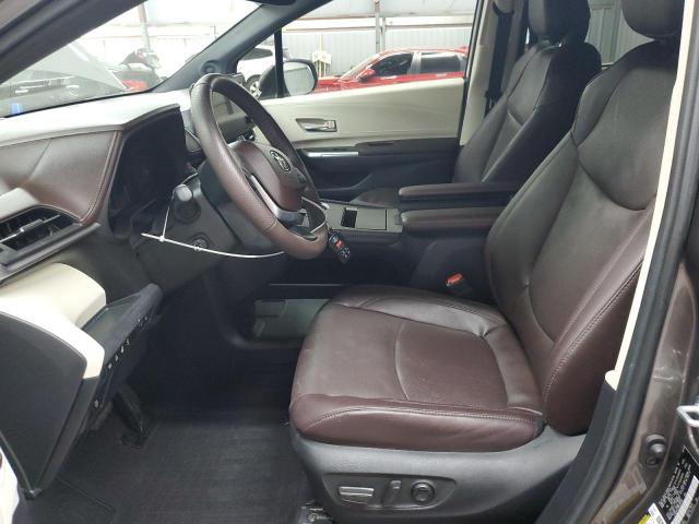 Photo 7 from auction – 2022 TOYOTA SIENNA LIM with VIN 5TDESKFC9NS059792