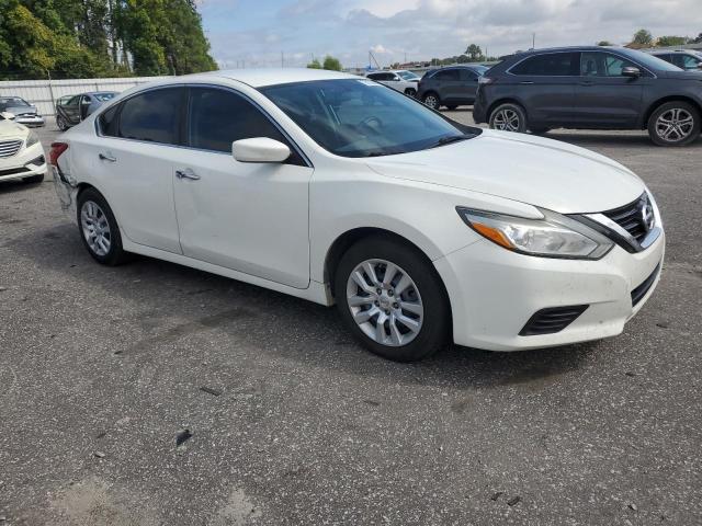 Photo 4 from auction – 2016 NISSAN ALTIMA 2.5 with VIN 1N4AL3AP6GC211839