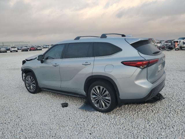 Photo 2 from auction – 2020 TOYOTA HIGHLANDER with VIN 5TDYZRAH2LS013268