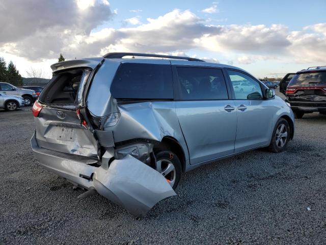 Photo 3 from auction – 2016 TOYOTA SIENNA LE with VIN 5TDKK3DC0GS732077