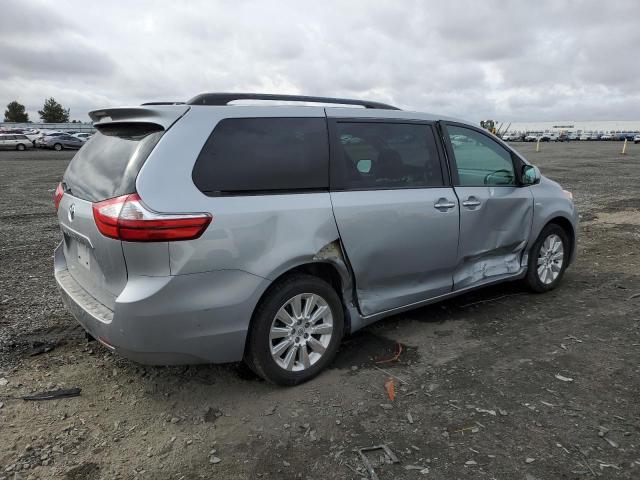 Photo 3 from auction – 2016 TOYOTA SIENNA XLE with VIN 5TDDK3DC1GS136369