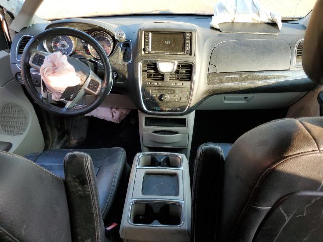 Photo 8 from auction – 2016 CHRYSLER TOWN & COU with VIN 2C4RC1BG3GR156791
