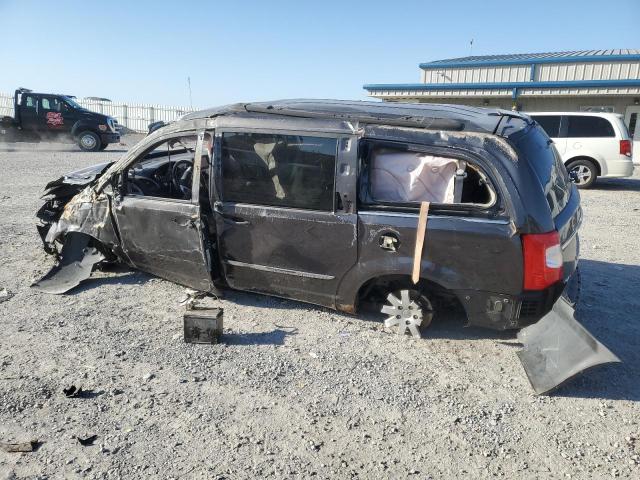 Photo 2 from auction – 2015 CHRYSLER TOWN & COU with VIN 2C4RC1BG7FR673266