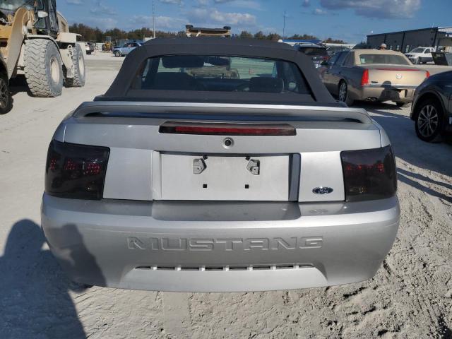 Photo 6 from auction – 2000 FORD MUSTANG with VIN 1FAFP4447YF119656