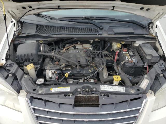 Photo 12 from auction – 2010 CHRYSLER TOWN & COU with VIN 2A4RR5D17AR176929
