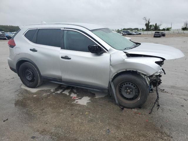 Photo 4 from auction – 2018 NISSAN ROGUE S with VIN KNMAT2MT2JP575544