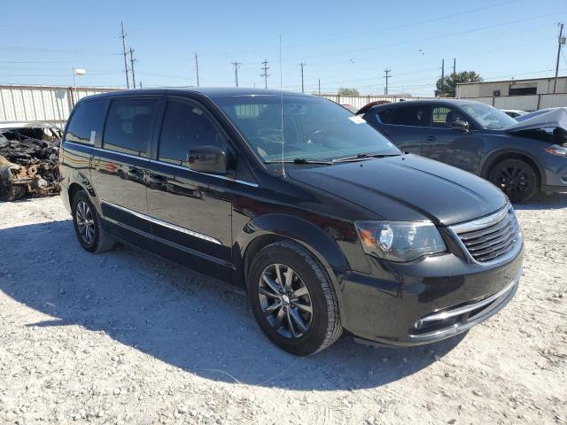 Photo 4 from auction – 2015 CHRYSLER TOWN & COU with VIN 2C4RC1HG8FR554696
