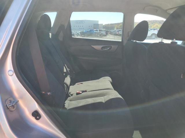 Photo 11 from auction – 2016 NISSAN ROGUE S with VIN KNMAT2MT2GP609538