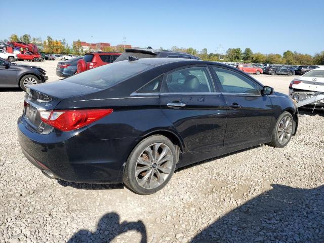 Photo 3 from auction – 2013 HYUNDAI SONATA SE with VIN 5NPEC4AB4DH645179