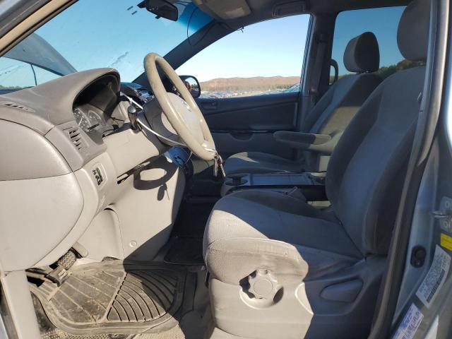 Photo 7 from auction – 2004 TOYOTA SIENNA CE with VIN 5TDZA23C54S149819