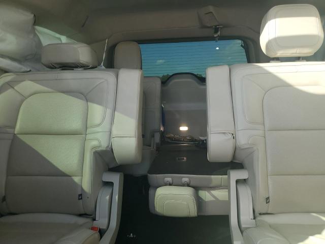 Photo 10 from auction – 2018 LINCOLN NAVIGATOR with VIN 5LMJJ2HT8JEL02192