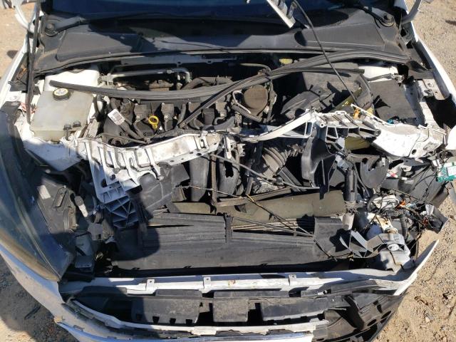 Photo 11 from auction – 2015 FORD FOCUS SE with VIN 1FADP3F28FL238148