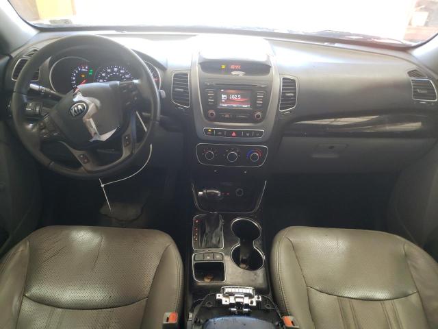 Photo 8 from auction – 2015 KIA SORENTO LX with VIN 5XYKTCA68FG645776