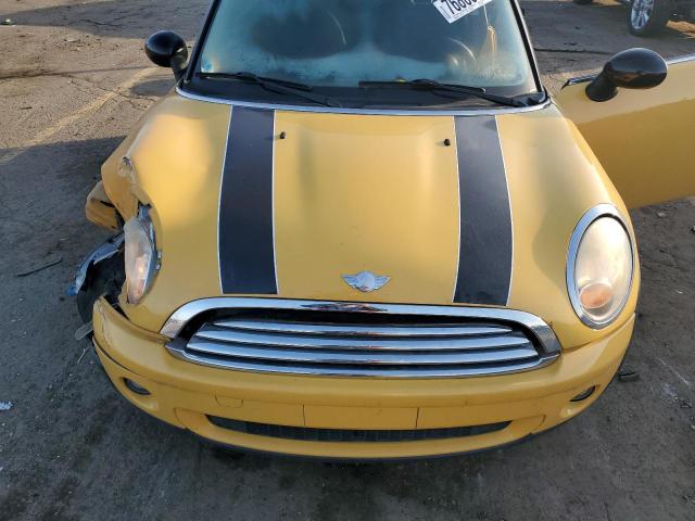 Photo 11 from auction – 2008 MINI COOPER with VIN WMWMF335X8TT59940