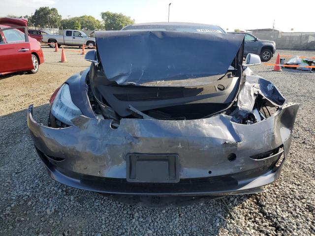 Photo 5 from auction – 2018 TESLA MODEL 3 with VIN 5YJ3E1EB2JF185010