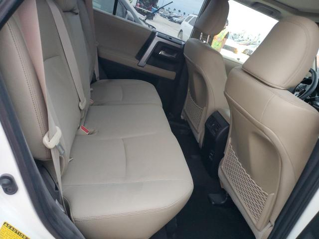 Photo 11 from auction – 2019 TOYOTA 4RUNNER SR with VIN JTEZU5JR3K5199939