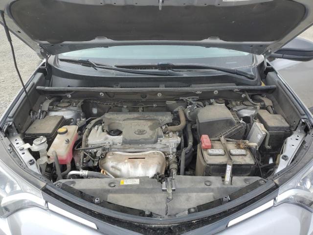 Photo 12 from auction – 2018 TOYOTA RAV4 LE with VIN 2T3ZFREV6JW447248