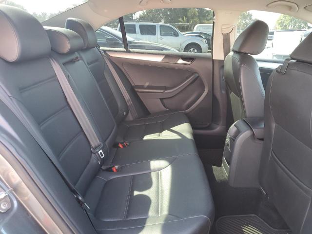 Photo 10 from auction – 2017 VOLKSWAGEN JETTA SE with VIN 3VWDB7AJ5HM249055
