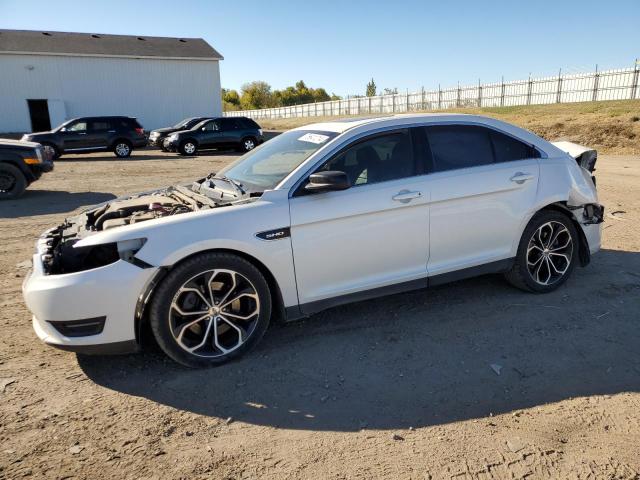 FORD TAURUS SHO 2016 with VIN 1FAHP2KT6GG100127 - Photo from auction