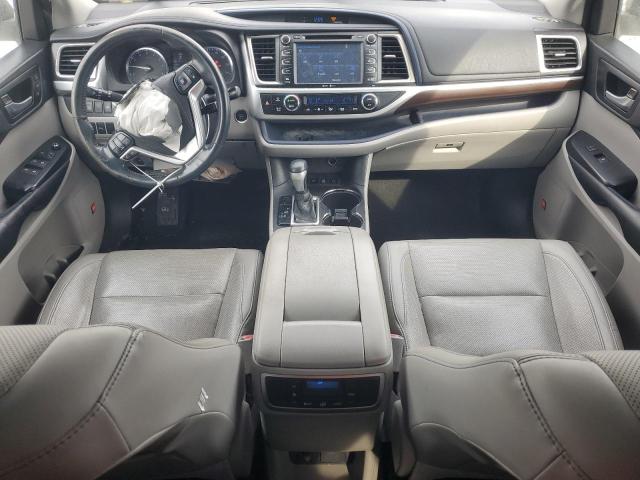Photo 8 from auction – 2015 TOYOTA HIGHLANDER with VIN 5TDDKRFH9FS219686