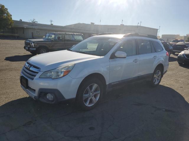 SUBARU OUTBACK 2. 2013 with VIN 4S4BRBKC9D3304901 - Photo from auction