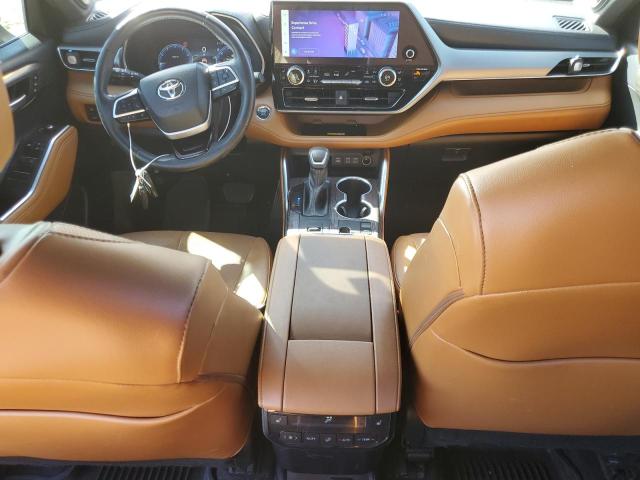 Photo 8 from auction – 2023 TOYOTA HIGHLANDER with VIN 5TDKDRAH0PS026174