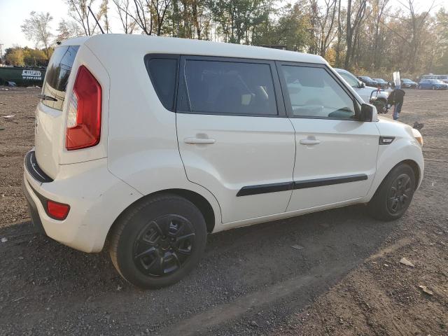 Photo 3 from auction – 2012 KIA SOUL with VIN KNDJT2A50C7461289
