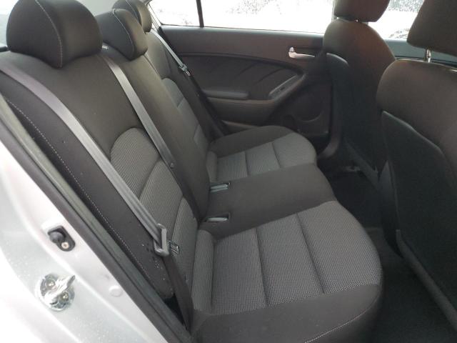 Photo 10 from auction – 2017 KIA FORTE LX with VIN 3KPFK4A71HE012765