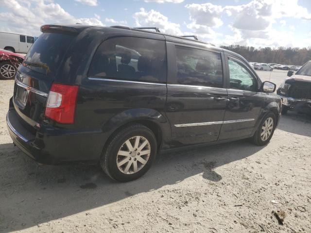 Photo 3 from auction – 2016 CHRYSLER TOWN & COU with VIN 2C4RC1BG5GR295868