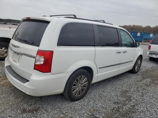 Photo 3 from auction – 2014 CHRYSLER TOWN & COU with VIN 2C4RC1CG2ER198168