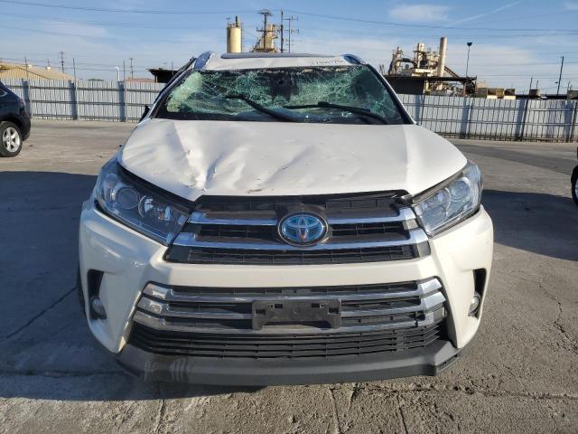 Photo 5 from auction – 2017 TOYOTA HIGHLANDER with VIN 5TDDGRFHXHS032445