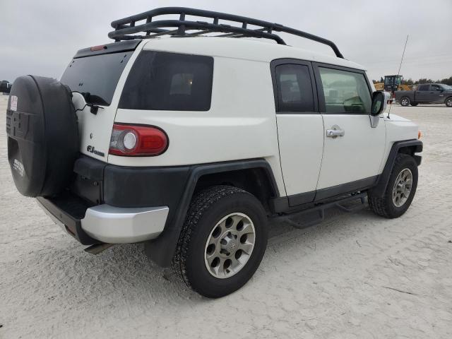 Photo 3 from auction – 2013 TOYOTA FJ CRUISER with VIN JTEBU4BF0DK153991