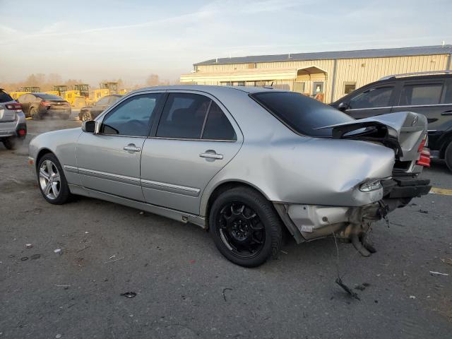 Photo 2 from auction – 2000 MERCEDES-BENZ E 430 with VIN WDBJF83J0YX039131