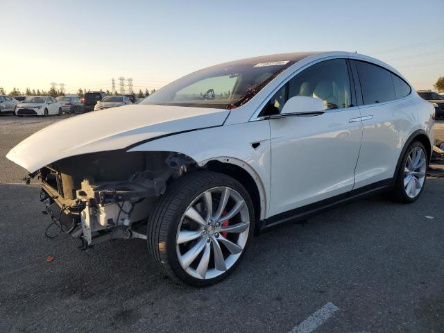 TESLA MODEL X 2016 with VIN 5YJXCAE49GFS00605 - Photo from auction